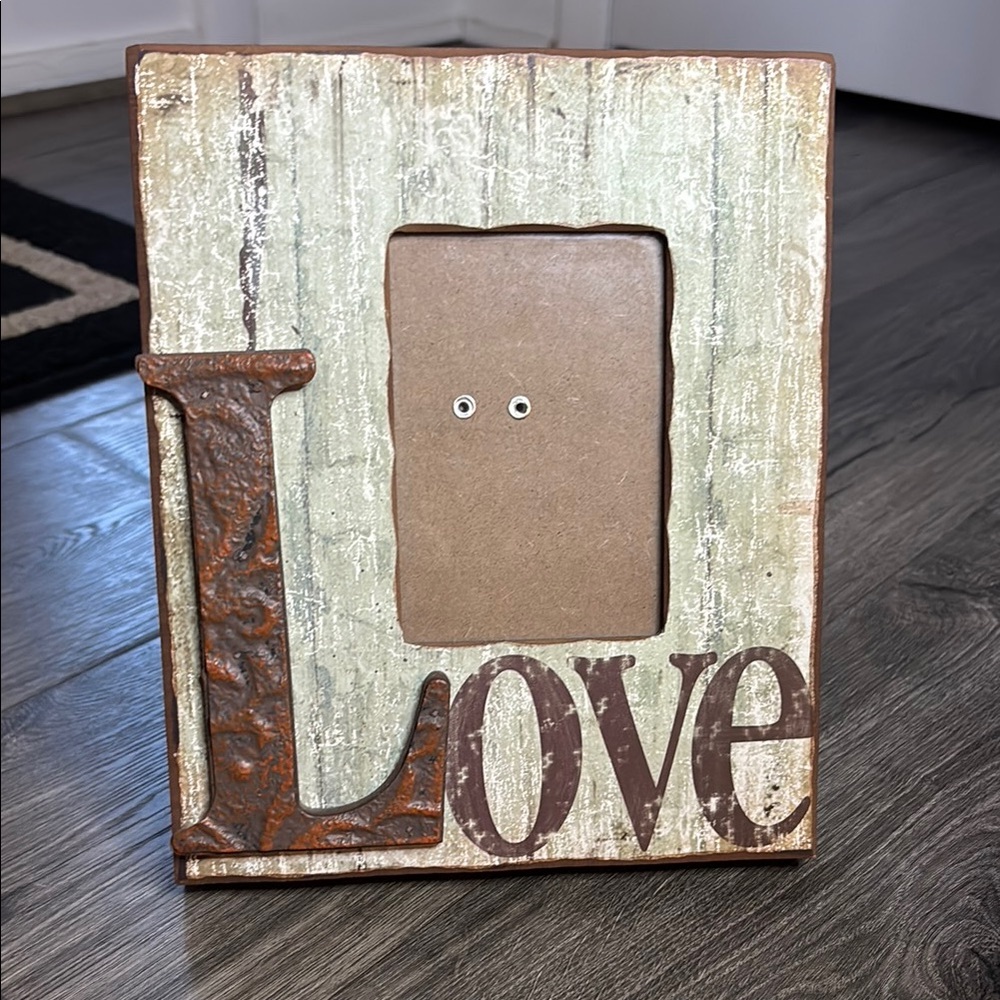 LOVE Rustic 3x5 Picture Frame